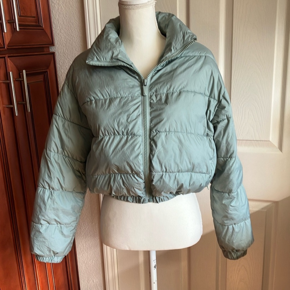 Sacre women’s Green Cropped Puffer Jacket with High Collar Size:XS